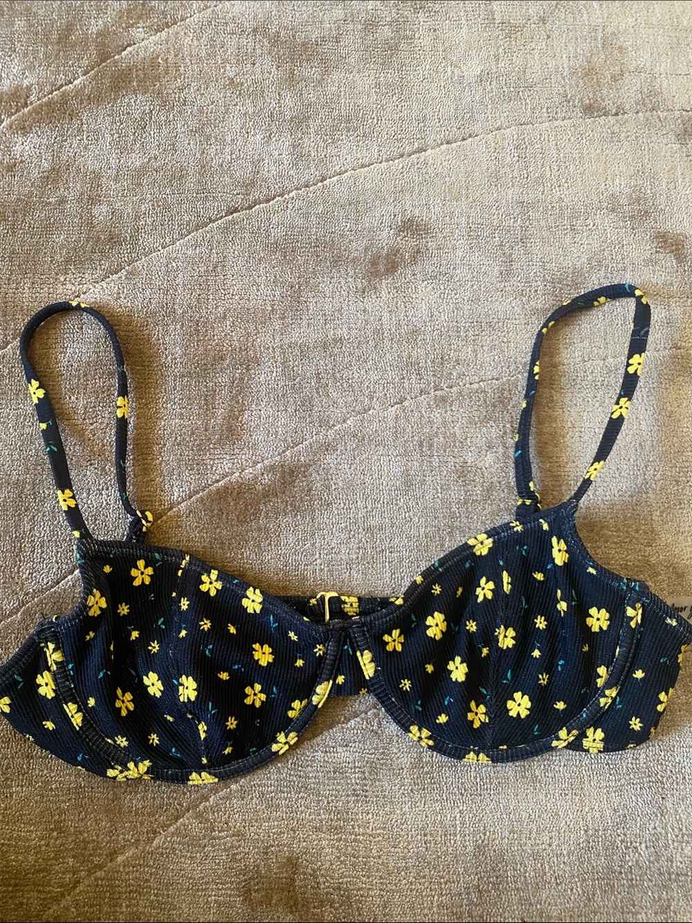 Amor y Besos Black Floral Underwire Bikini Top with Yellow Flowers